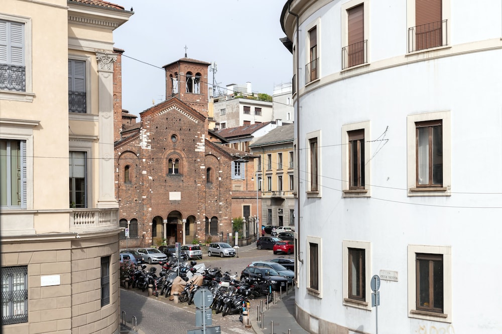 Milan Retreats Duomo Suites