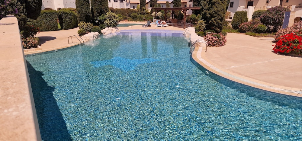Zc02 Aphrodite Hills- Communal Pool, Garden