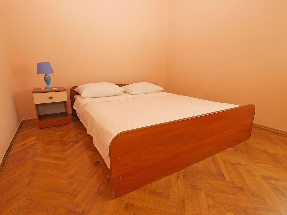 Apartment 1157 view 5
