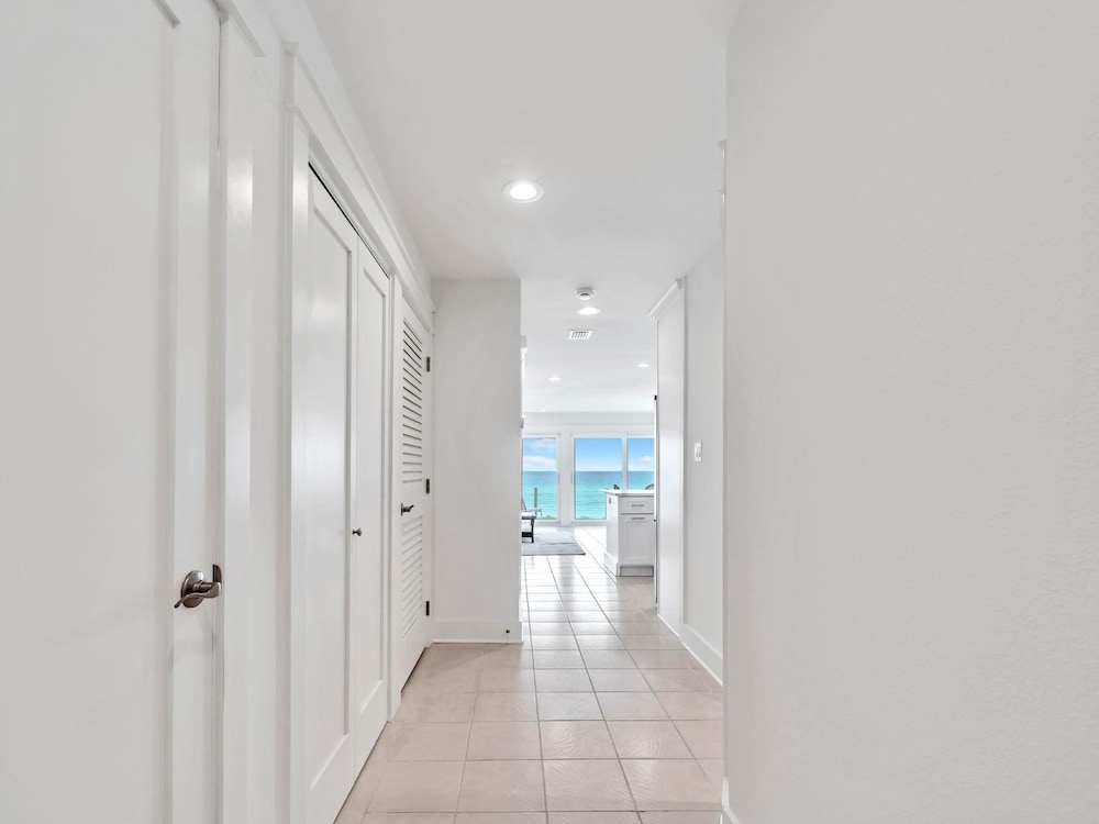Blue Mountain Beach Villas 5B