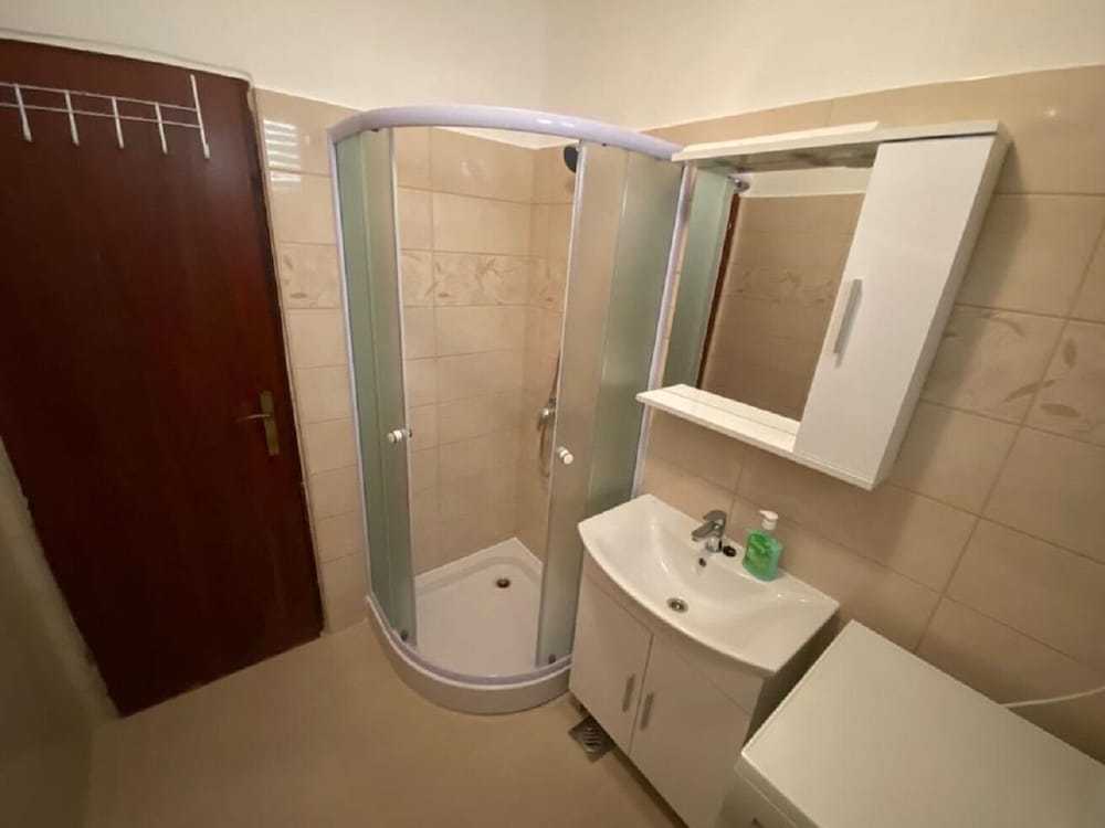 Matko - 3 Bedrooms Apartment - A2