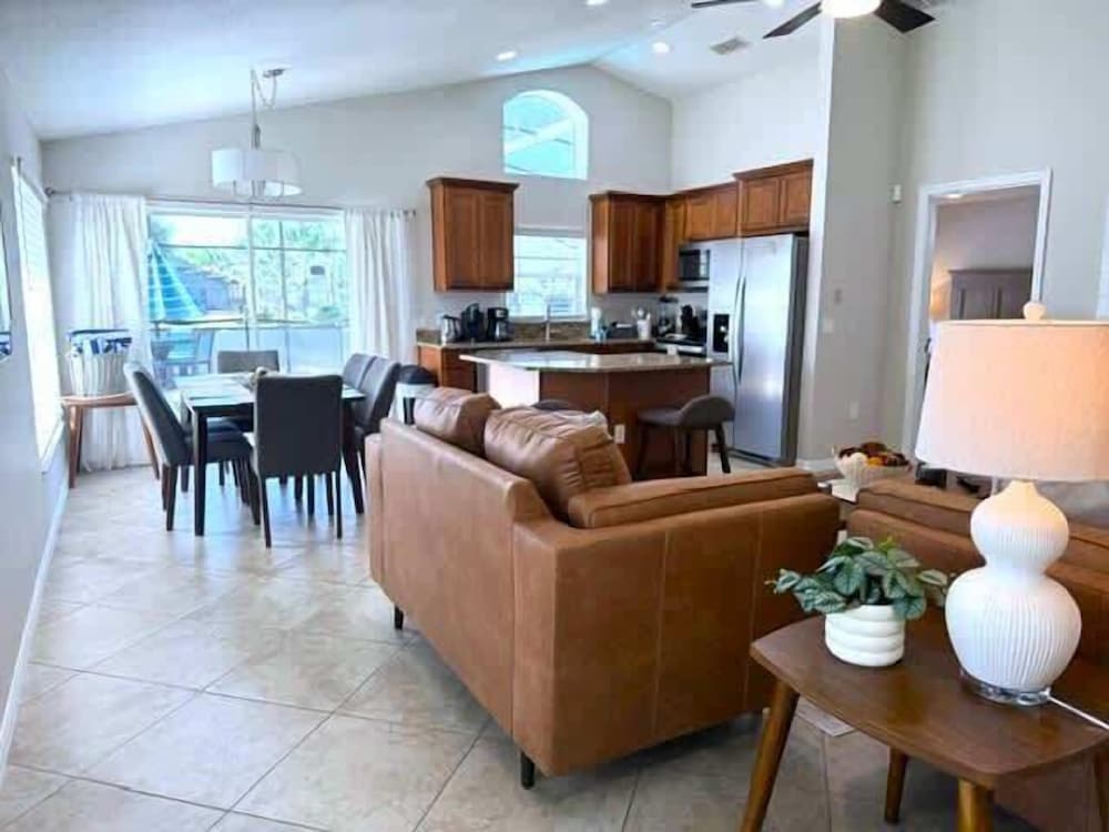 South Facing Updated Southern Dunes Villa