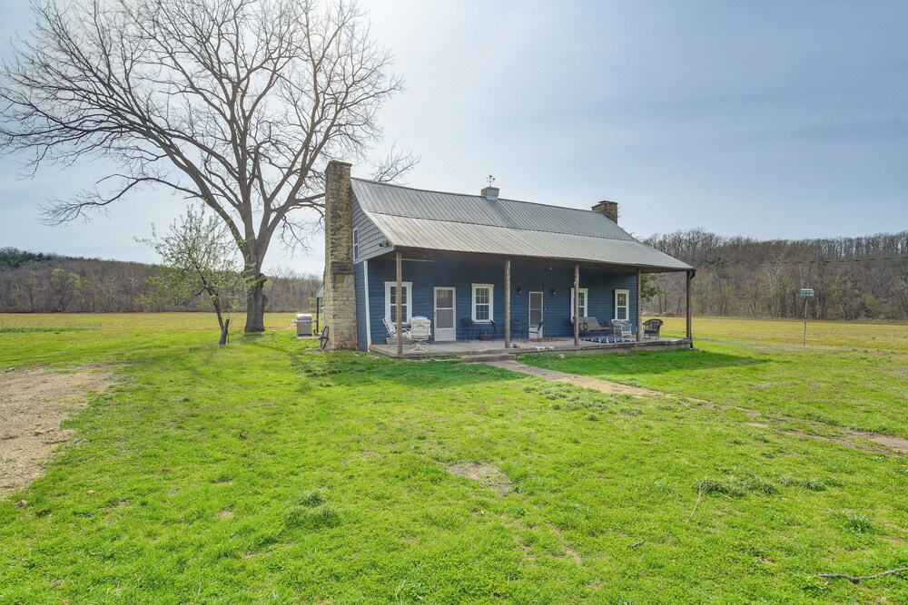 Hot Tub & Creek Views: Secluded Perryville Cabin