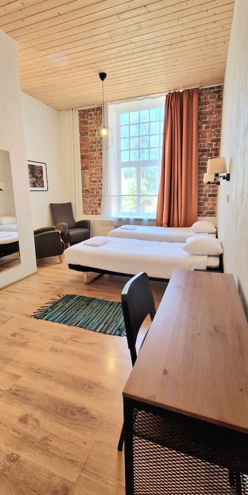 Tallinn Vacations - Fat Margaret's Hostel - Property Image 30
