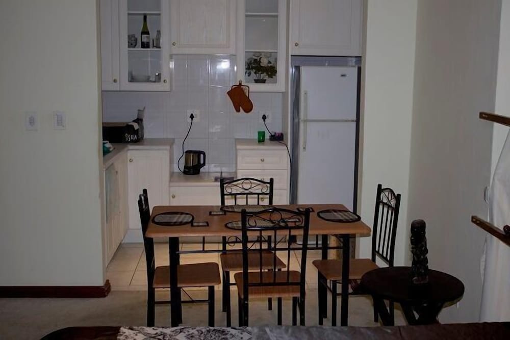 Noraclox Inn