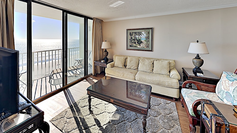 Sands Beach Club 820 2 Bedroom Condo