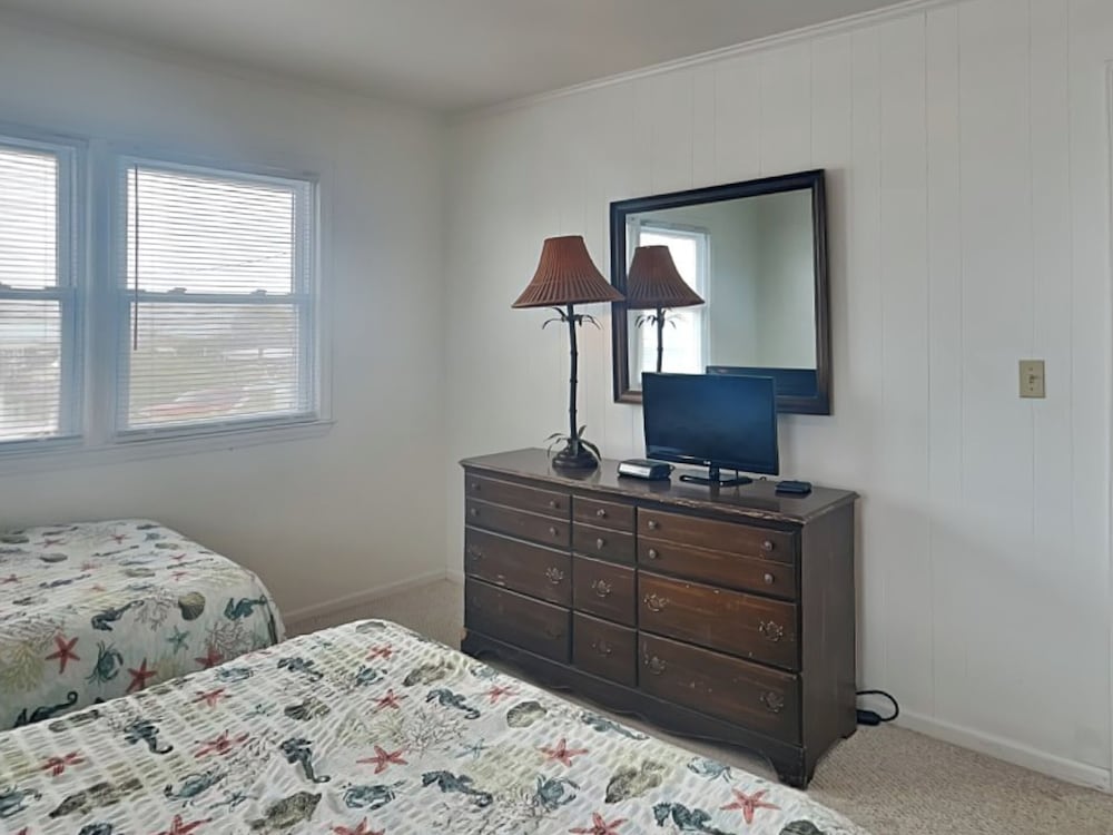 Bright's Beach Front by Topsail Realty
