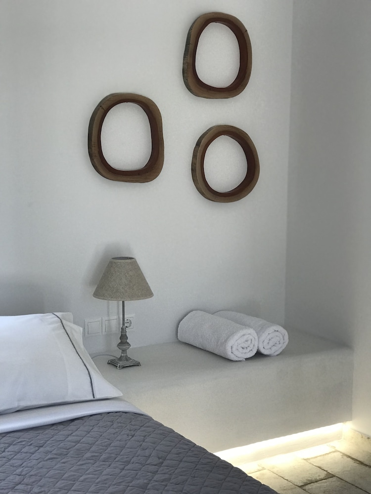 Elia Residences Santorini