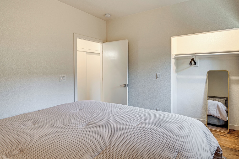 2 Mi to Dtwn: Home w/ Private Pool in Sacramento
