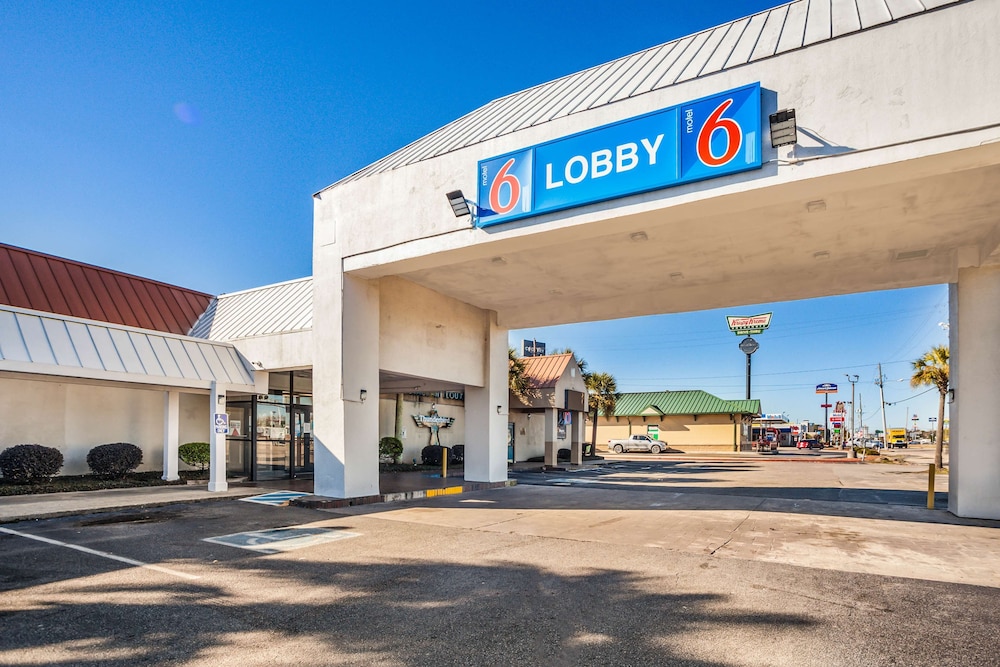 Motel 6 Florence, SC