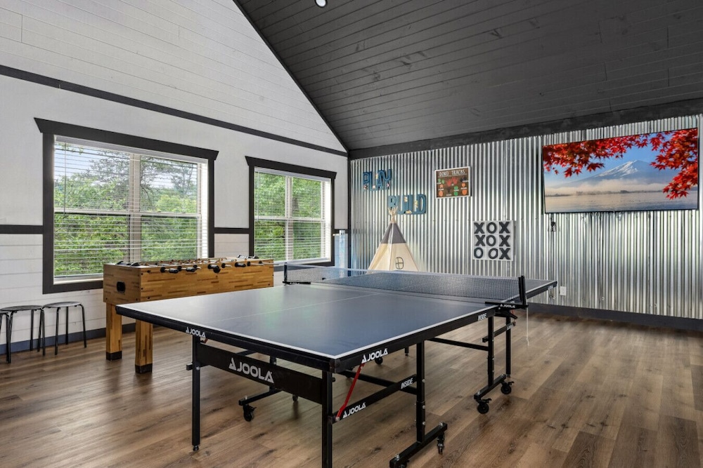 Summit Luxe Resort