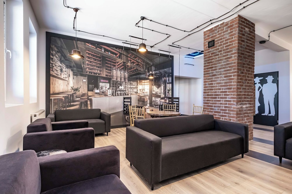 VOLA Hostel