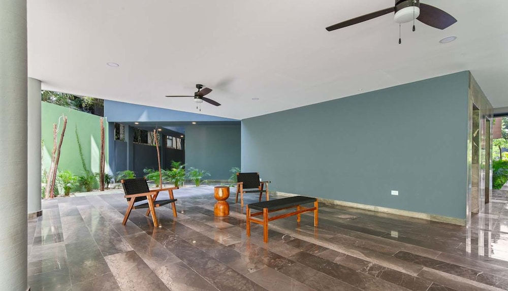 Modern 1 Bedroom Apartment With Luxury Amenities at Paramar Black by Waves