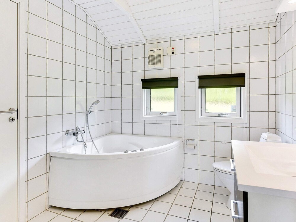 7 Person Holiday Home in Hejls view 4