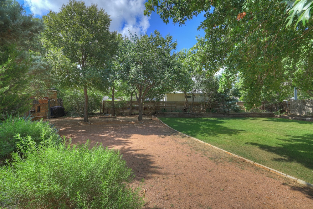 The Willows Casa Grande - Four Minutes to Downtown!
