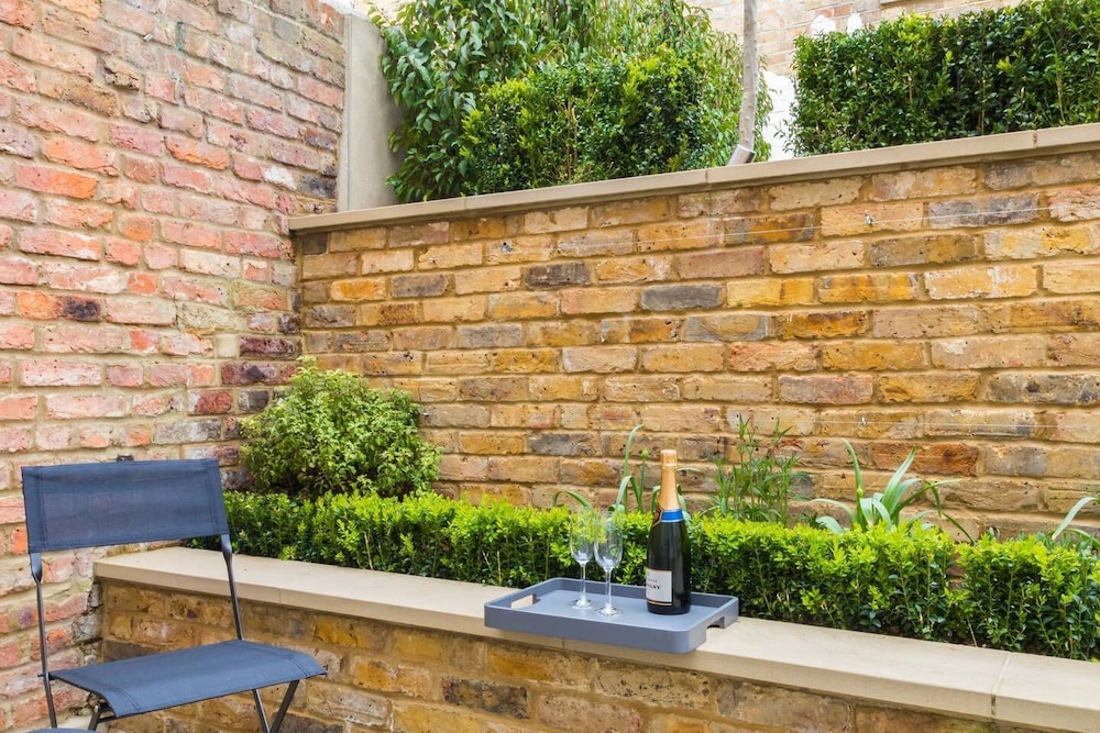 outdoor bbq area
