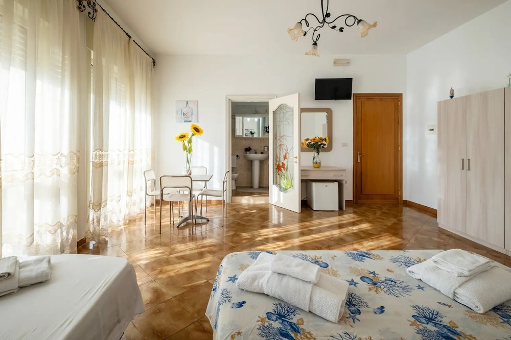 Room-abissi Room Vista Mare B&b Controve