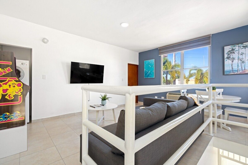 Puerto Rico Ocean Park Loft Vacation Rental With Parking Otium Rentals - Property Image 15