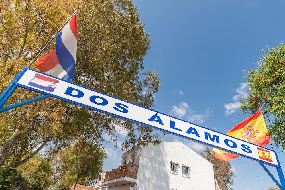 Dos Alamos