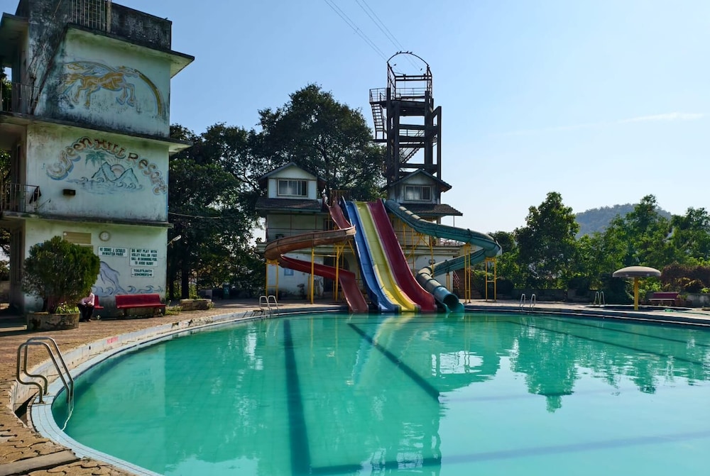 Green Hills Resort