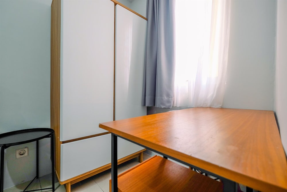 Elegant Studio Near Senayan And Pondok Indah At Pakubuwono Terrace Apartment