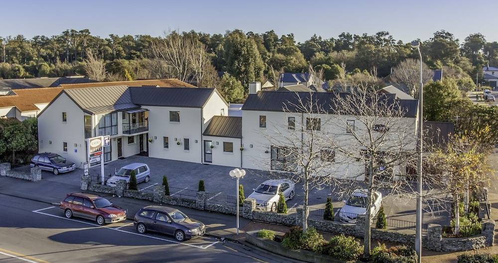 Hotel Kauri Motel - Image 1