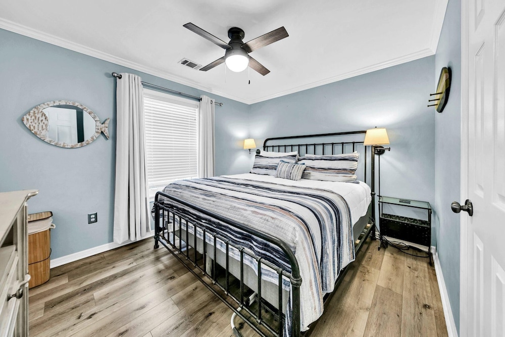 Beachside Villas 611