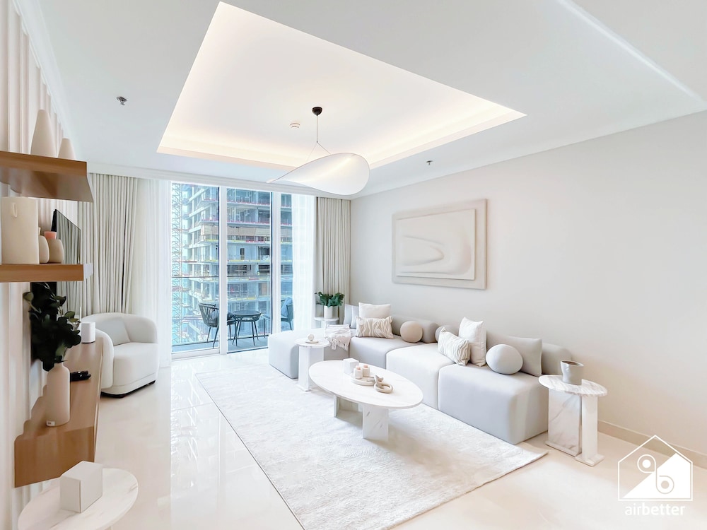 Luxury Beachfront Stay Palm Jumeirah