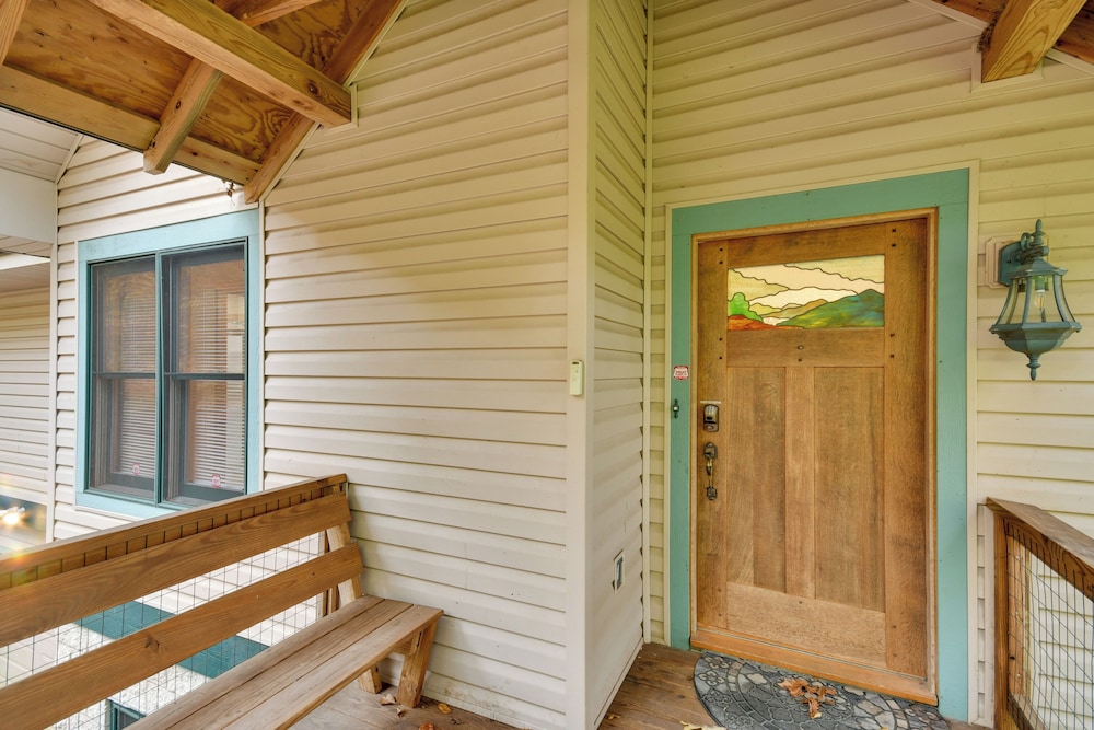 Home w/ Game Room & Rumbling Bald Resort Perks!