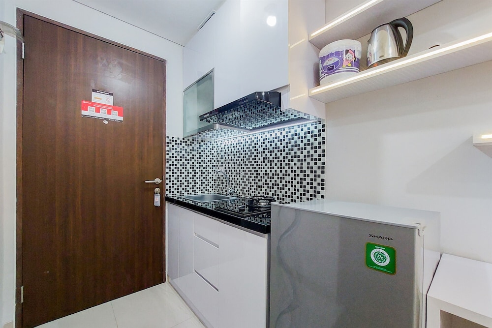 Best Homey Studio Transpark Bintaro Apartment, 탕에란슬라탄 - 10