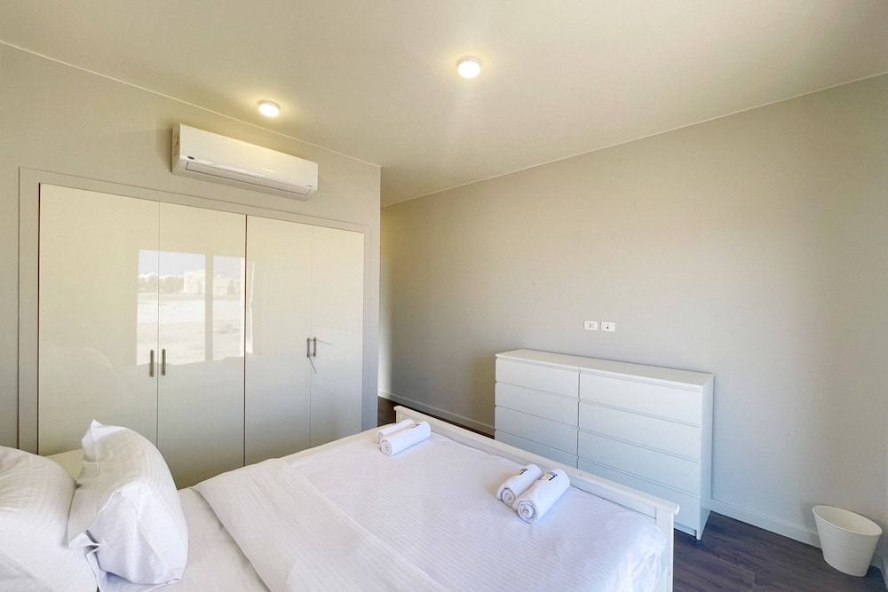 Xuru Stays I Genial 2 BDR w / Pool Access @ Cyan El Gouna