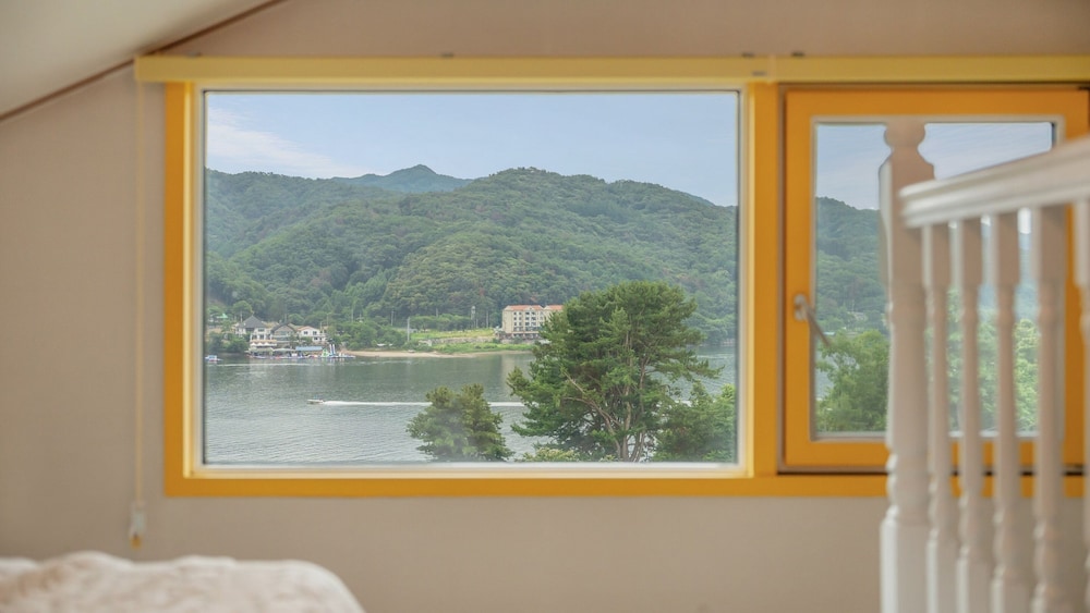 Gapyeong The Hue Spa Pension