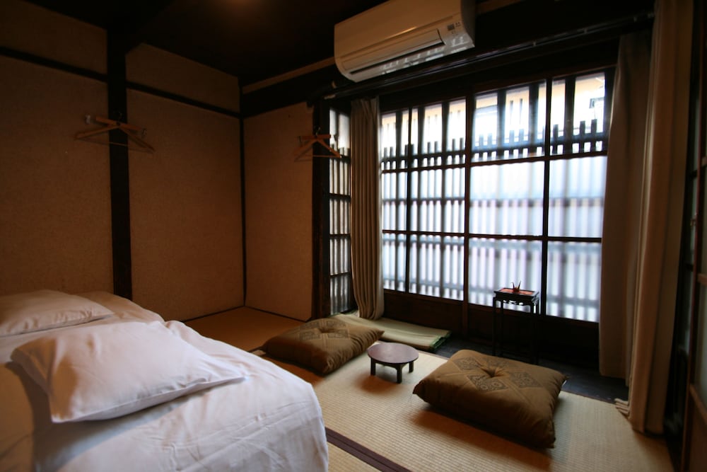 HARUYA Umekoji - Hostel