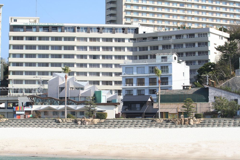 Hotel Sanrakuso