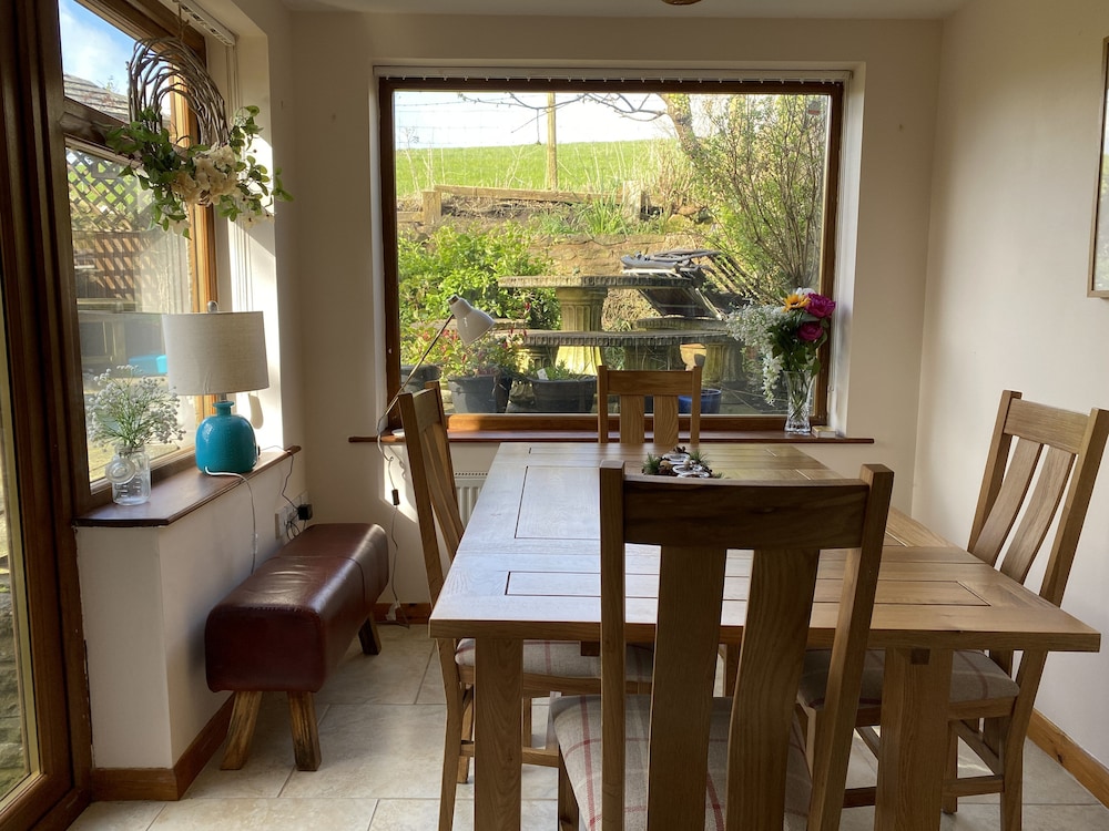 Little Cottage - A Peaceful 3Bd Retreat For 5