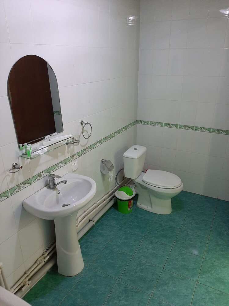 Green House Hotel - Hostel