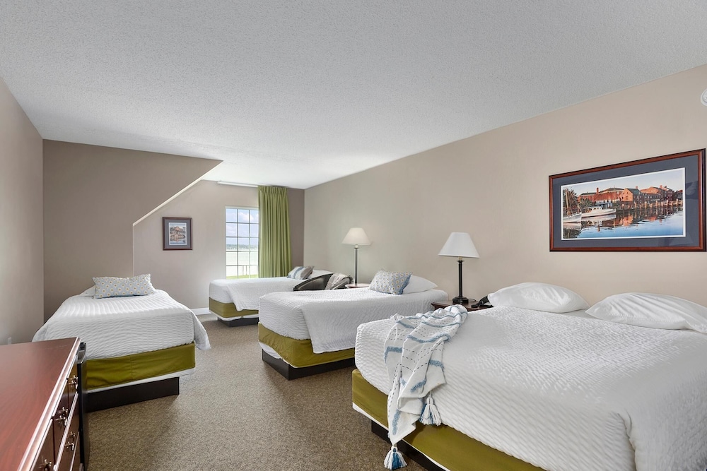 Top Floor Family Deluxe Bay View view 5
