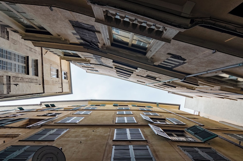 Cozy flat in historical centre of Genova