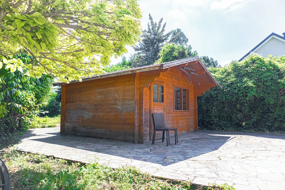 Luxury Garden Villa Sleeps 16 Guests