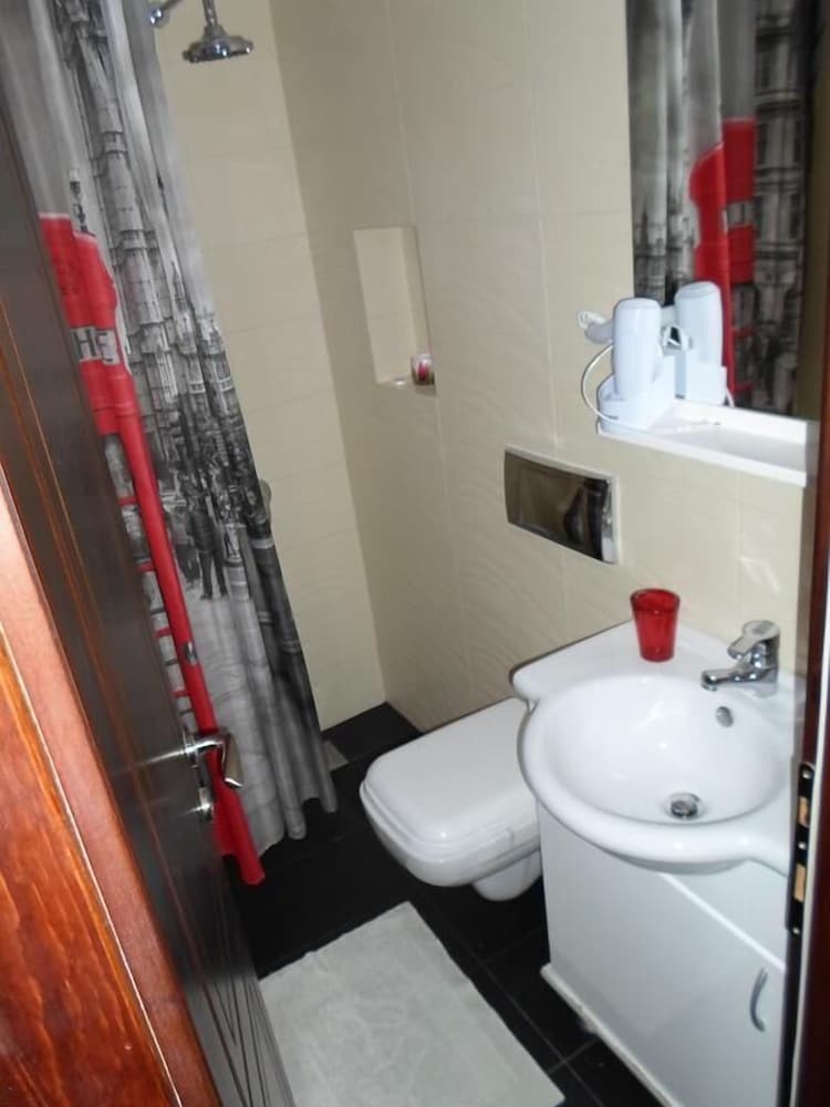Photo 46