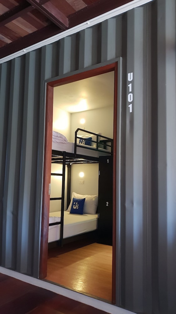 Us Hostel Samui