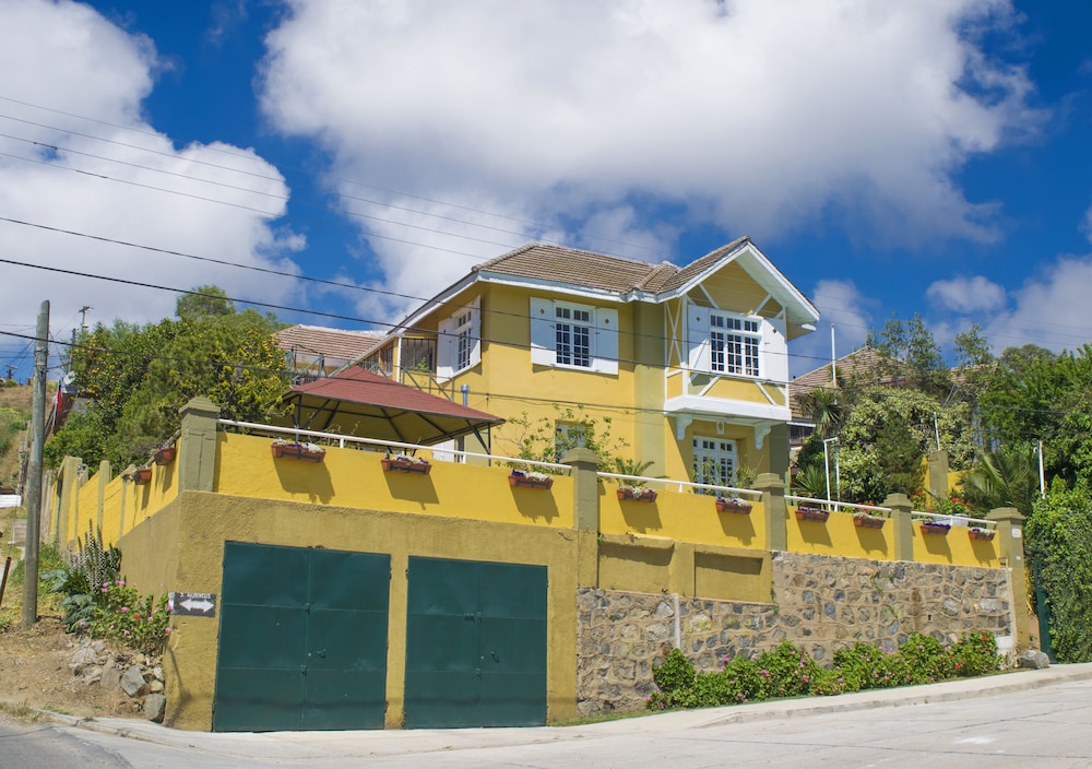 Pontoval B&B