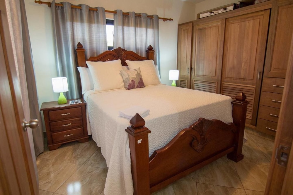 Two Bedroom Just Build Quiet and Private view 5