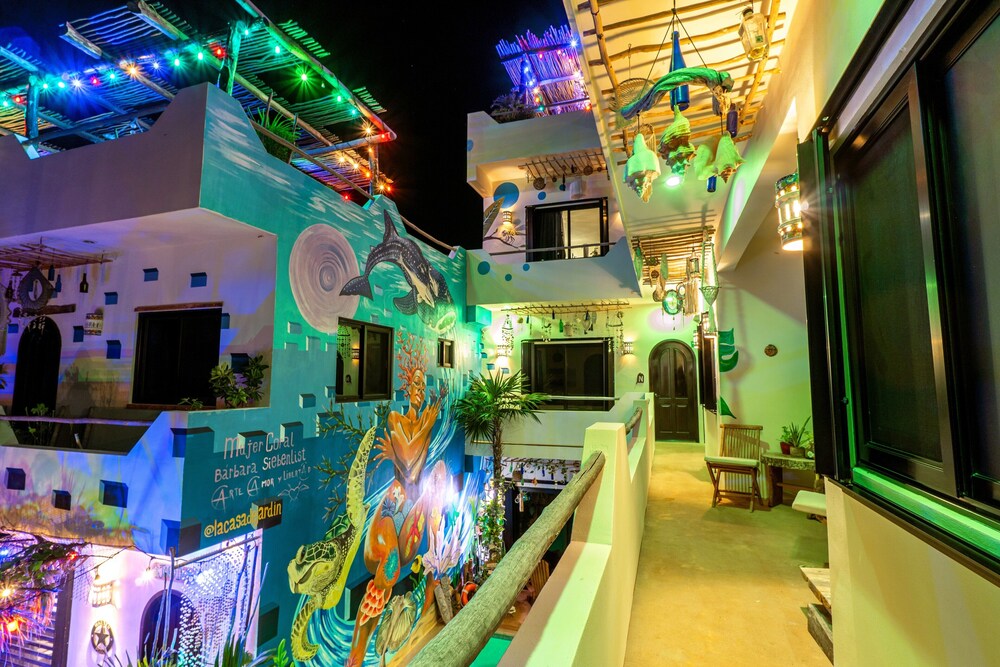 Hotel La Casa de Jardin - Image 1