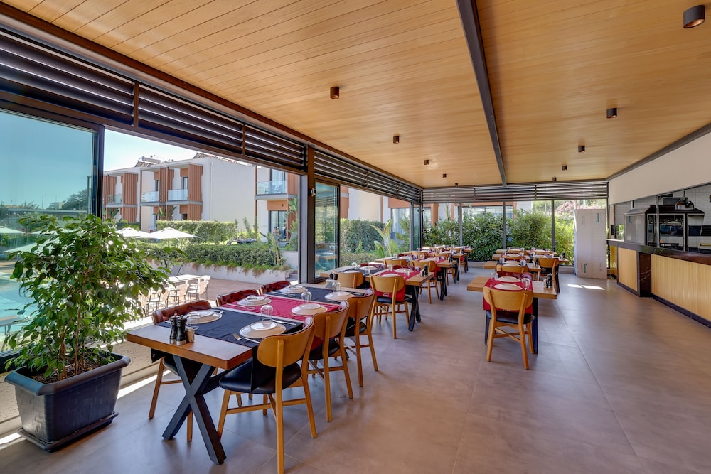 Celeste Bella Luxury Hotel & Spa - Image 17