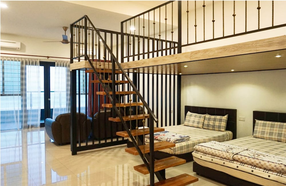 Kukup Xiang Holiday Home