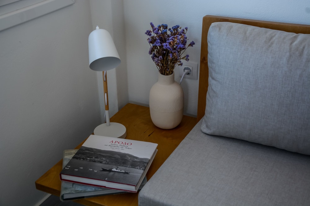 Pharos Apartments photo 5