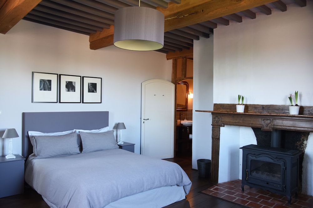 La Maison de Bazugues view 5