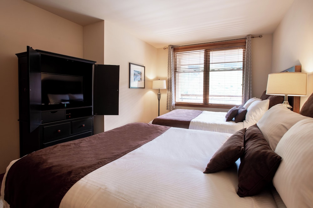 Winter Park Resort Lodging - Zephyr Mountain Condos