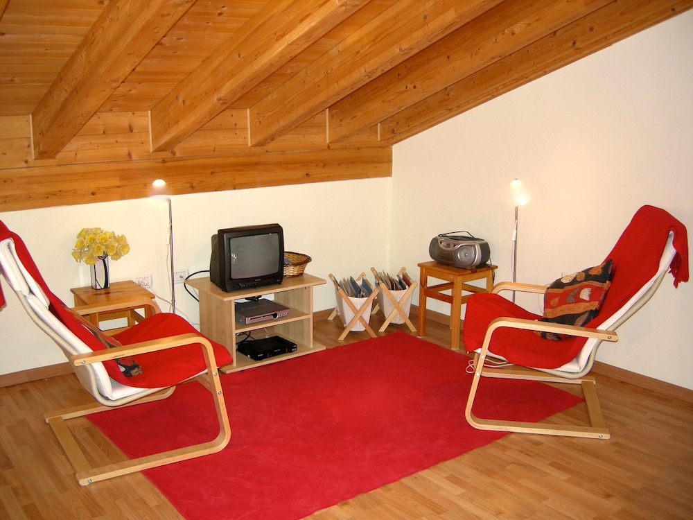 Welcome to Casa Terracotta a Cosy Self-catering Holiday Home view 5